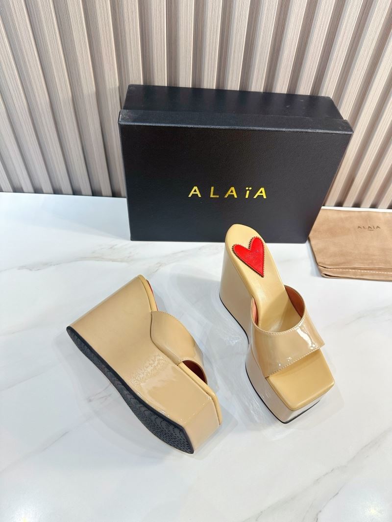 Alaia Sandals